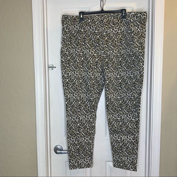 American Eagle Hi-Rise Jegging Cheetah Print Plus  Size 24 - Picture 3 of 9